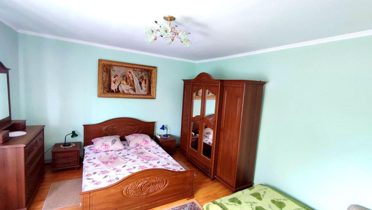 Садиба Анна - Термальні Води Косино Zapson Esterno foto